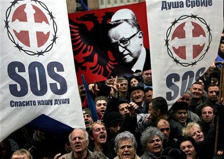 Protest przeciw niepodległości Kosowa