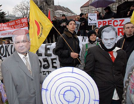 W Słupsku manifestacja przeciwko tarczy antyrakietowej