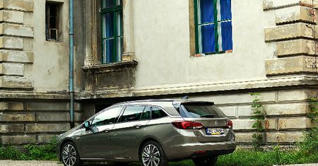 Opel Astra Sports Tourer - Materiał na przebój