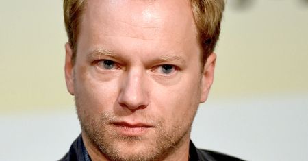 Maciej Stuhr nigdy nie był pupilkiem władz. "Nie jest mi przykro, że nie podążam już korytarzami TVP"