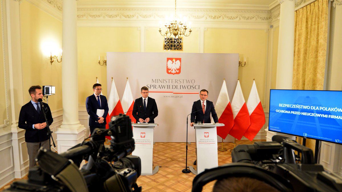 - Ustawa absolutnie nie jest wymierzona w biznes - zapewnia wiceminister Marcin Warchoł. Eksperci i przedsiębiorcy są innego zdania.