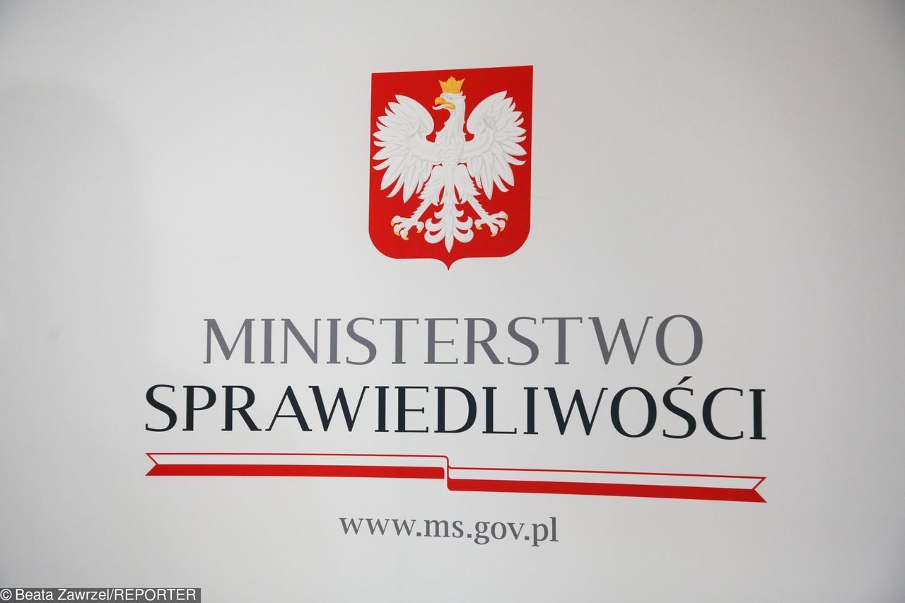 Tajna komórka "wsparcia medialnego" w Ministerstwie Sprawiedliwości