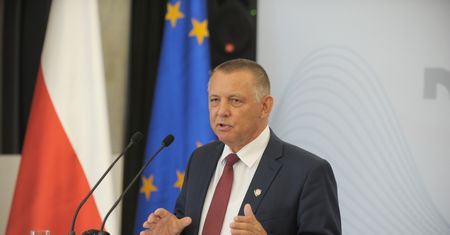Wkurzeni pracownicy fiskusa zrobili kontrolę majątku wiceministra finansów. Żądają wyjaśnień