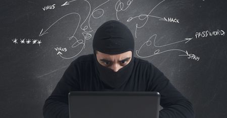 Pracownicy oszukują i kradną, bo firmy są źle zarządzane