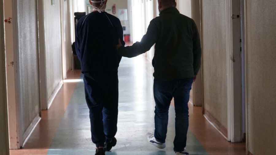 Warszawa. Jeden z zatrzymanych na posterunku policji