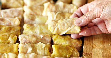 Sarmale, czyli fermentowana konkurencja naszych gołąbków. Smakują sto razy lepiej