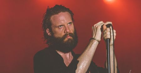 Trump, Obama i Kanye West w klipie Father John Misty