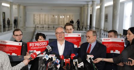 SLD zdradza jak chce wydać 40 mld zł. Mieszkania zamiast "Piątki Kaczyńskiego"