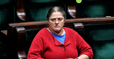 Posłanka chce nowej konstytucji, bez miejsca na "dewiacje i zdrady". Ma do Polaków gorącą prośbę