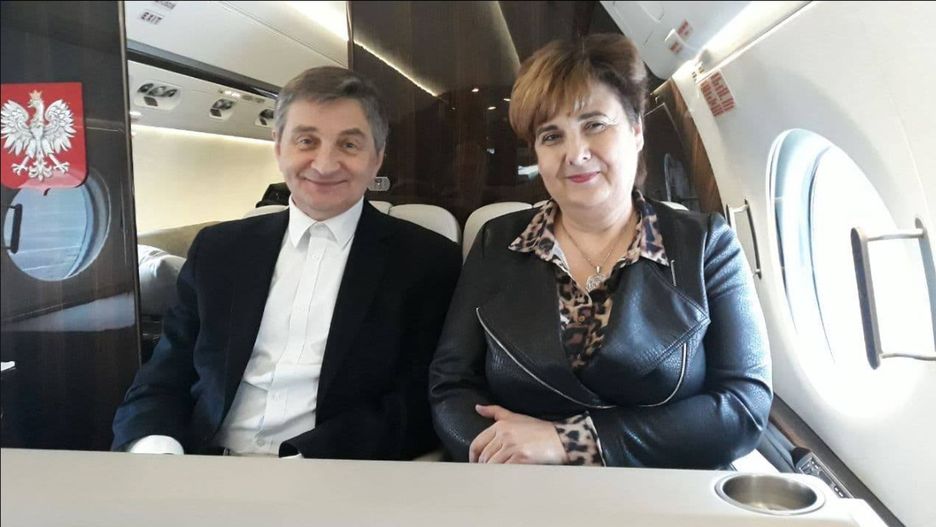 Poza tym, że "wylot był służbowy", kancelaria Sejmu nie wyjaśniła celu podróży do Rzeszowa