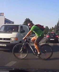 Mandaty za prędkość na rowerze to groteska. Policja powinna wlepiać je za coś innego