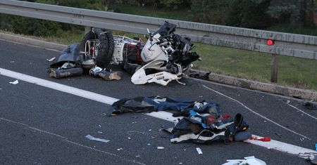 Olkusz. Wypadek motocyklisty. Po zderzeniu z ciężarówką mężczyzna zginął na miejscu