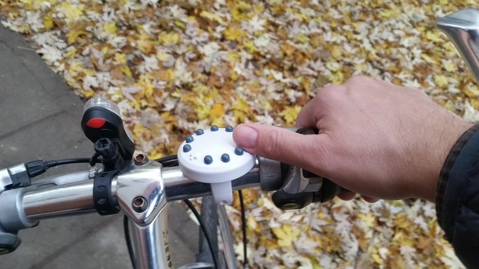 "Różaniec rowerowy to wynalazek nie tylko dla modlących się rowerzystów" - przekonują pomysłodawcy.