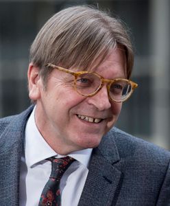 Guy Verhofstadt jest zadowolony z działań rządu. "Pierwszy dobry krok dla ludzi w Polsce"