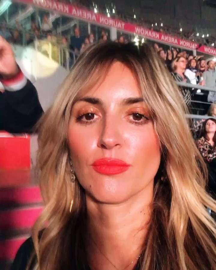 Karolina Szostak przesadziła z pomadką na ustach