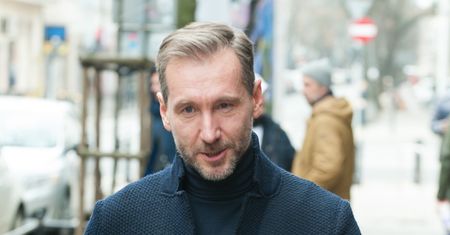 Piotr Kraśko wozi się Mustangiem. To nie pierwszy "rumak" w jego garażu