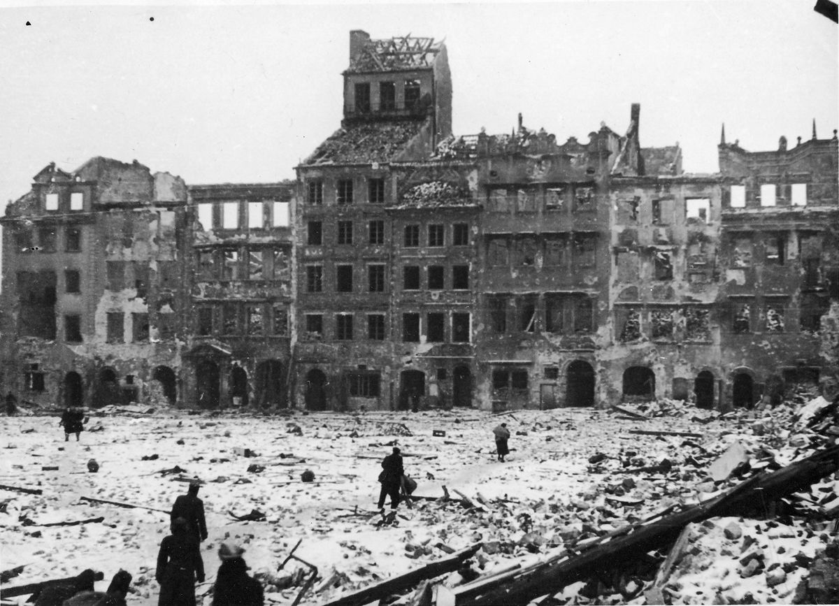 Co Warszawa straciła po wojnie? Kiedyś "była jak Paryż"