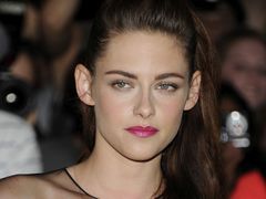 Kristen Stewart wróciła. I wygląda jak milion dolarów!