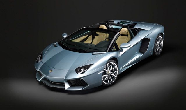 Lamborghini Aventador LP 700-4 Roadster: włoski playboy