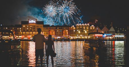 Sylwester za granicą. Gdzie wyjechać, żeby nie nadwyrężyć domowego budżetu