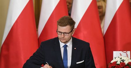 Rekonstrukcja rządu. Kim jest Michał Woś – nowy minister do spraw pomocy humanitarnej