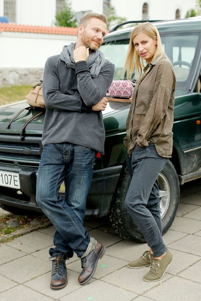 Krystian Wieczorek i Magdalena Schejbal na planie 4. sezonu serialu "Blondynka", 22.07.2015 