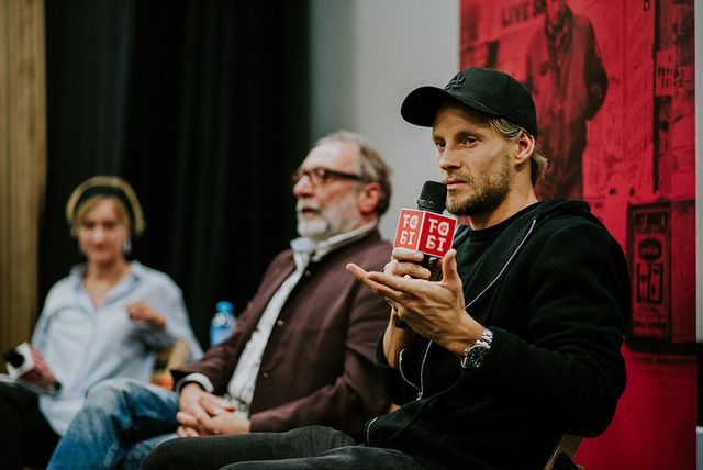 Spotkanie z Sebastianem Fabijańskim oraz reżyserem konkursowego filmu "Gwiazdy” - Janem Kidawą-Błońskim.