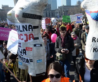 "Dzień Bezpiecznej Aborcji". Feministki idą na Warszawę, miasto nic nie może, liderka ruchu pro-life protestuje