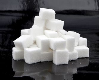 Podatek od cukru coraz bliżej. Resort zdrowia wskazuje datę