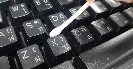 Jak zadbać o swój sprzęt PC w czasie pandemii koronawirusa? Dezynfekcja jest bardzo ważna