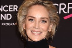 Sharon Stone w odważnej sesji zdjęciowej. Odtworzyła kultową scenę z "Nagiego instynktu"