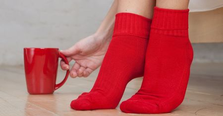 Skarpety bezuciskowe. Dlaczego są lepsze od zwykłych i które wybrać?