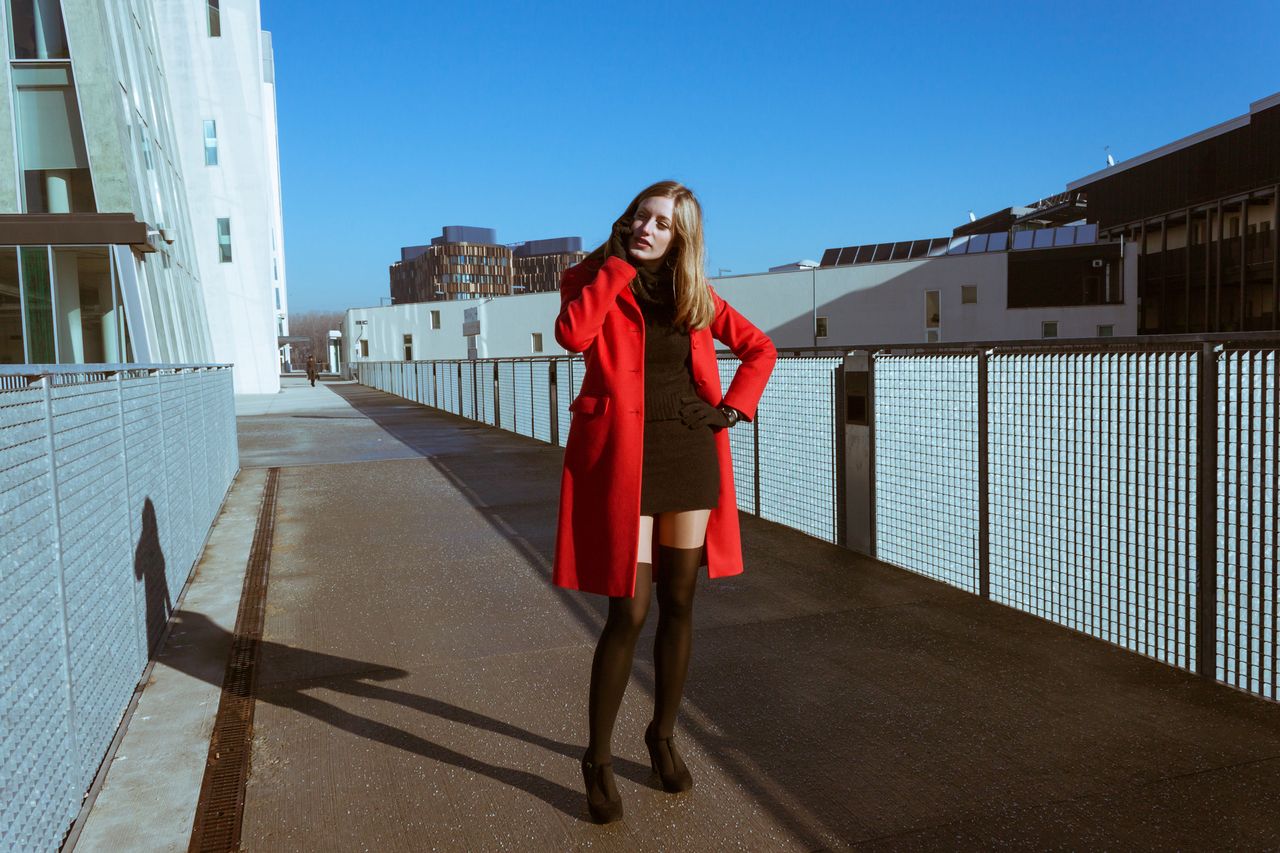 Czarne rajstopy to hit. Zobacz najmodniejsze modele