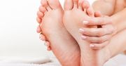 Domowe sposoby na zmęczone i zniszczone stopy