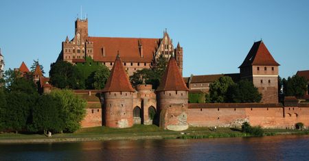 Potrafisz rozpoznać zamki w Polsce? Sprawdź się