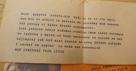 "Zastrzelcie go na jej oczach, niech wie, co to znaczy zdradzić gangstera"