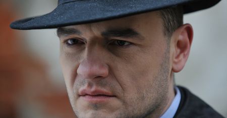 Redbad Klynstra traci rolę w teatrze. Teraz zabiera głos