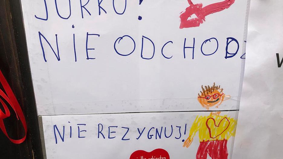 Przy wejściu do siedziby fundacji można zobaczyć poruszające obrazki