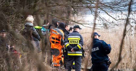Bielsko-Biała. Rzeka zanieczyszczona. Strażacy ustawili zapory