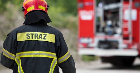 Zderzenie samochodów na Pomorzu. 4 osoby w szpitalu