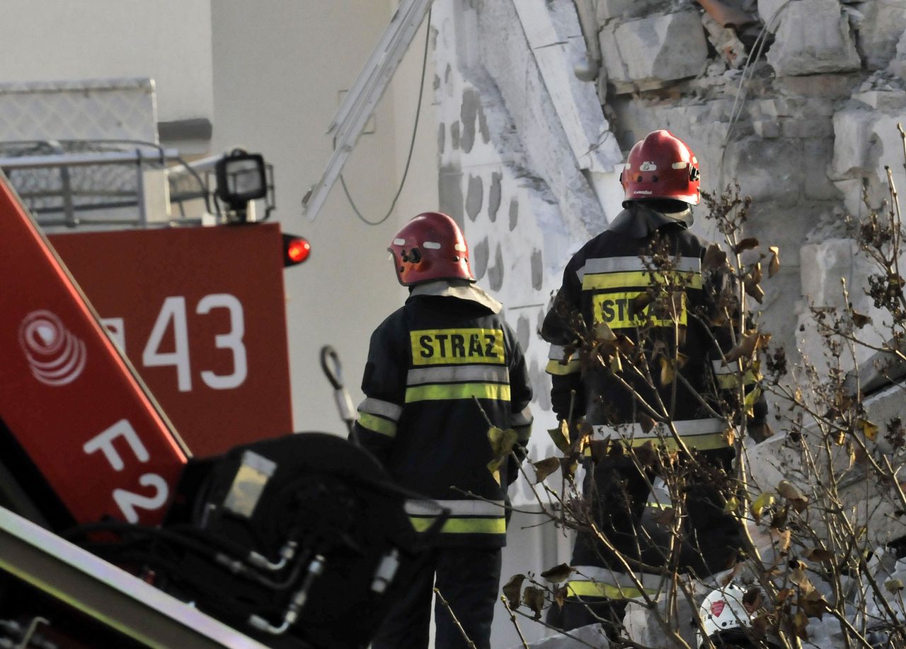 Tragedia w Kcyni. Ściana runęła na ludzi