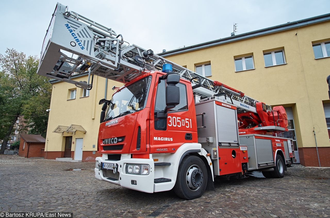 Kraków. Ewakuacja blisko 200 osób ze szkoły. Rozpylono gaz pieprzowy