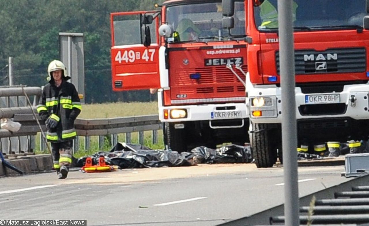 Autostrada A4. Autokar stanął w płomieniach