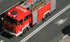 Auto stoczyło się z promu do Warty. Samochód odpłynął