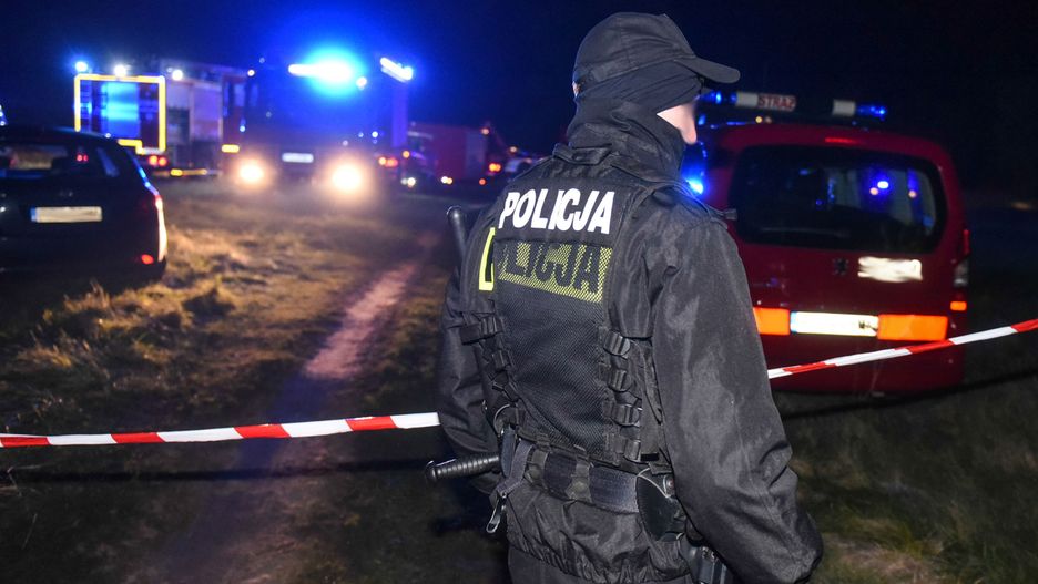 Ewakuacja kierowcy i pasażerki nie była łatwa