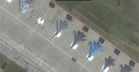 Rosyjski dron bojowy Ochotnik-B "przyłapany" na zdjęciach. Oglądał go sam Władimir Putin