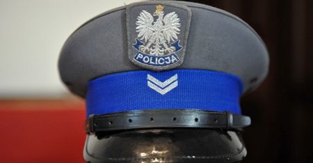 Policjant, który po pijanemu wjechał w budynek w Koninie, stracił pracę