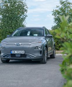 Pierwszy elektryczny SUV w klasie kompaktowej. Hyundai Kona Electric zaskakuje zasięgiem