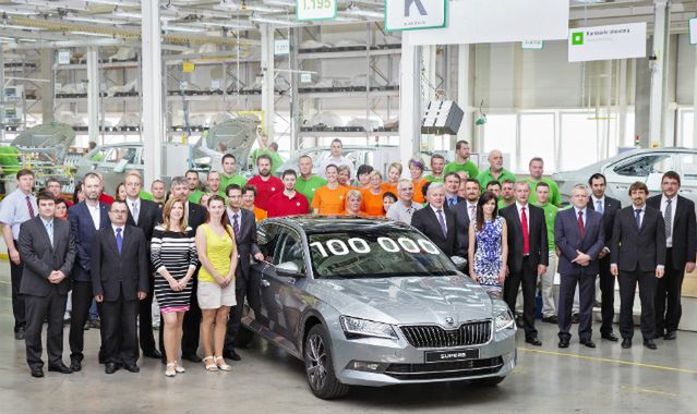 Skoda wyprodukowała już 100 tys. sztuk najnowszego modelu Superb