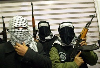 Opanowano palestyński szturm na przejście w Rafah